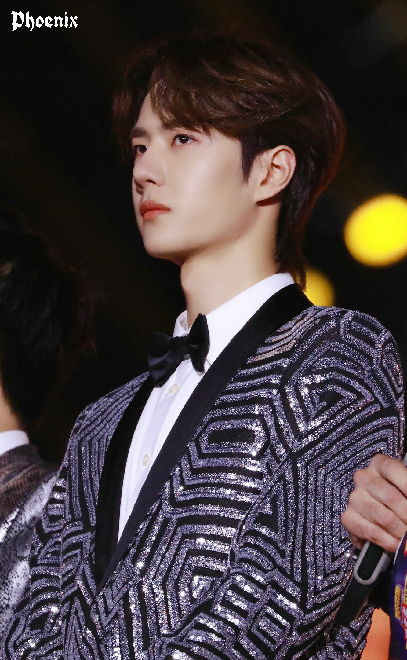 191231 湖南卫视跨年晚会 #王一博# cr:logo