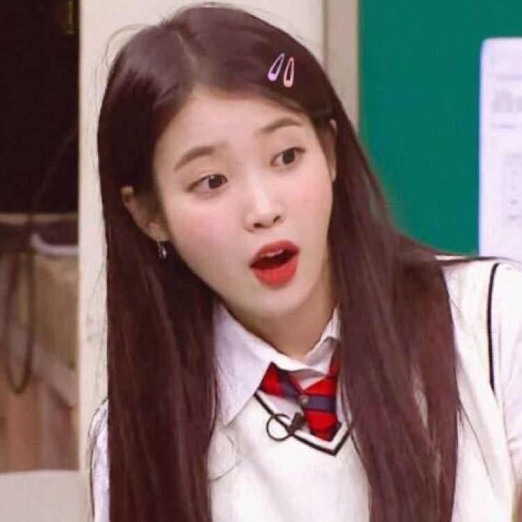 宝藏女孩iu 头像