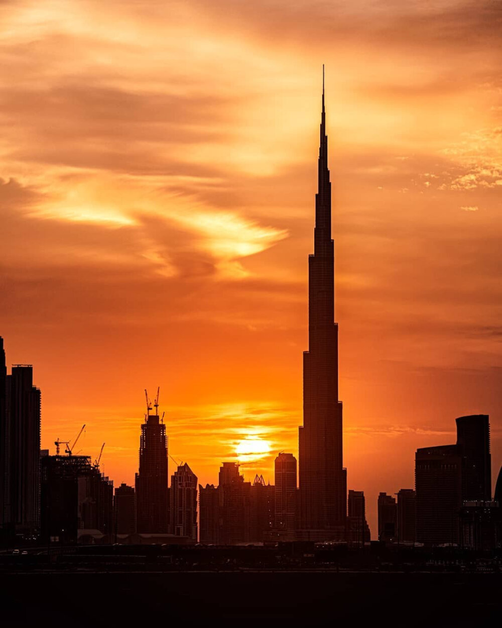 一座城市的黄昏从静谧中发现美好