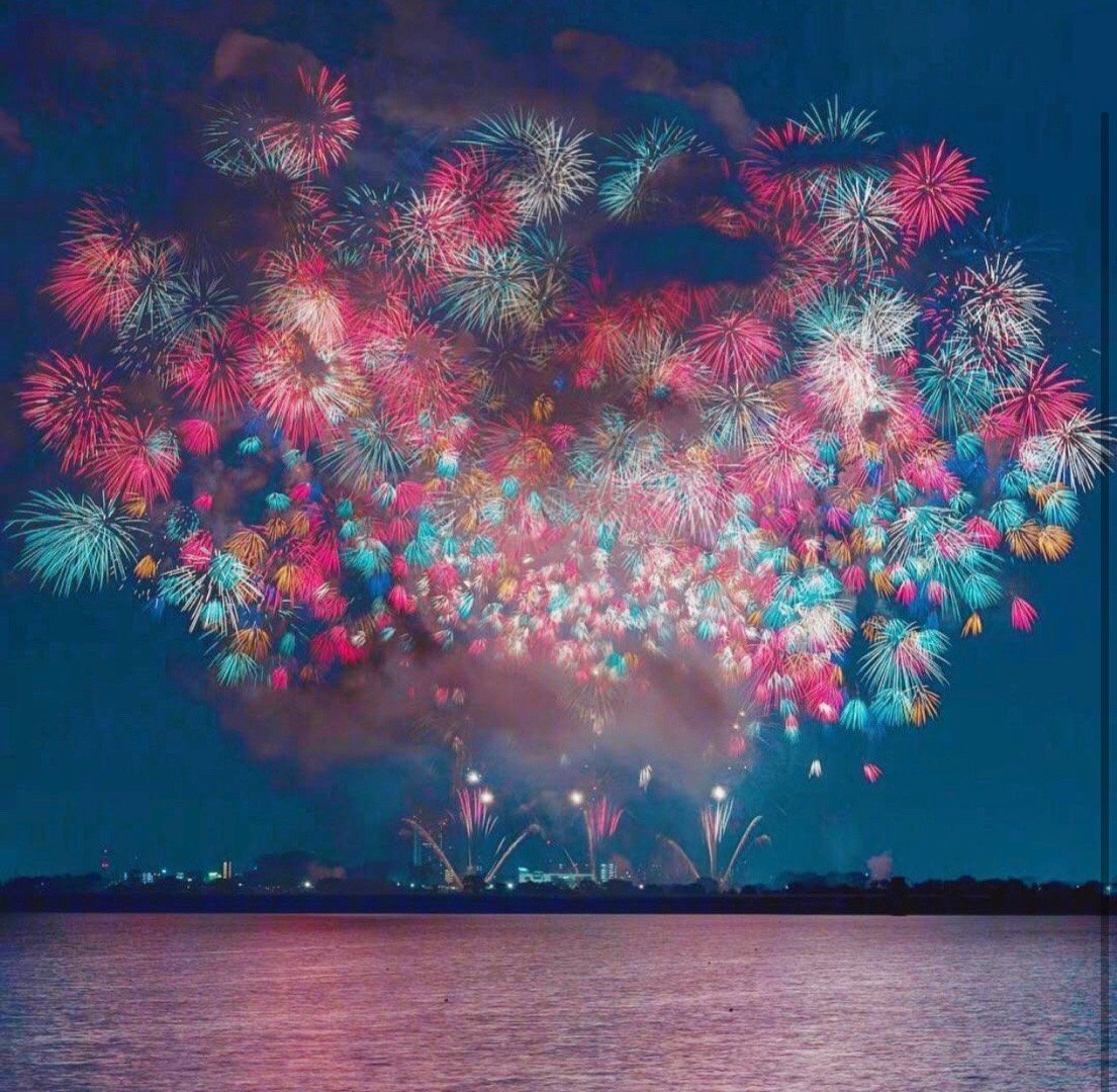 这个真的是太美了,美好的2020!愿你看到这烟火在新的一年里红红火火!