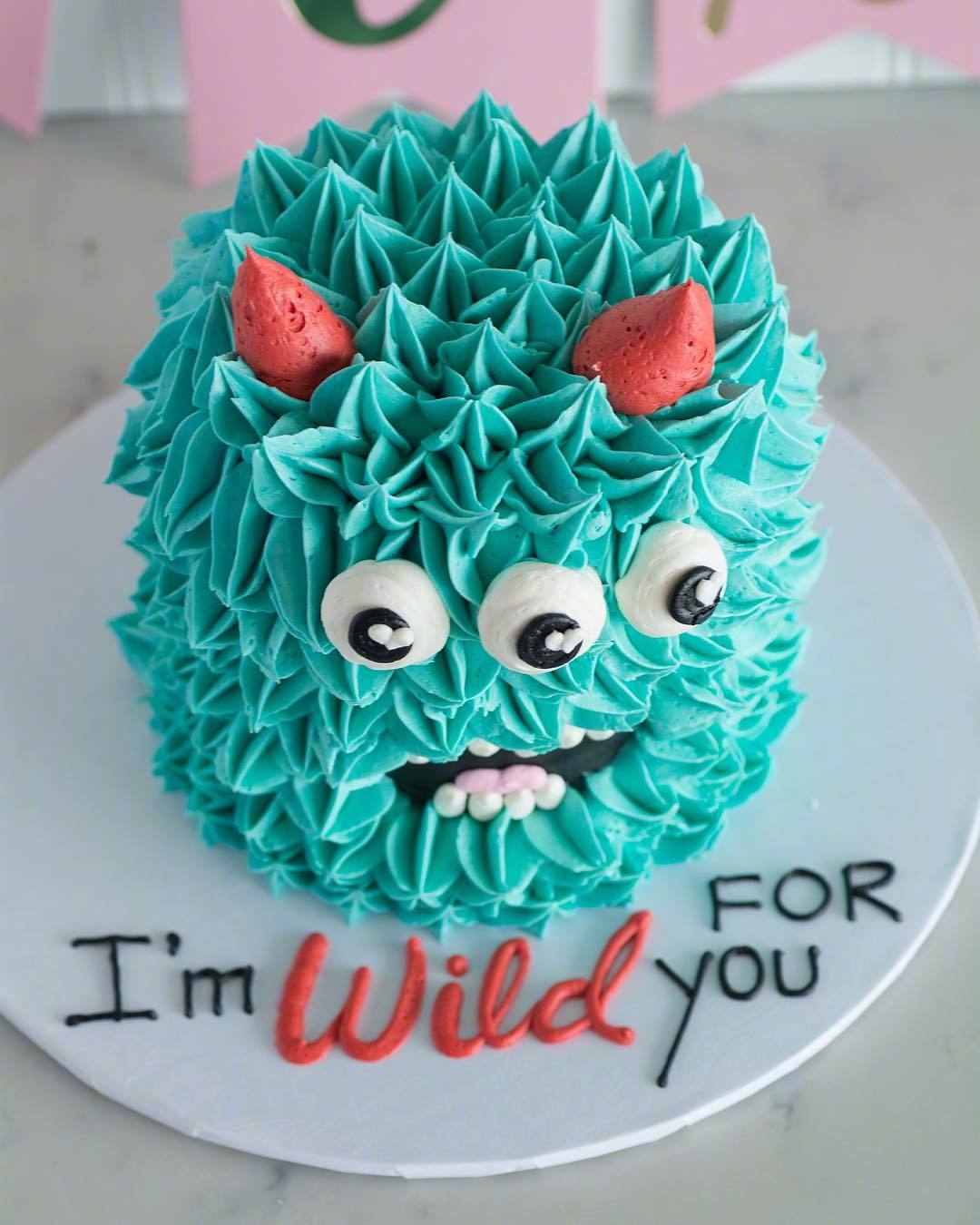 怪物蛋糕,也太可爱了叭 ins:whiteflowercakeshoppe
