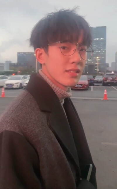抖音叶航成,自截,抱图dd.二传注明堆糖江挽.图片