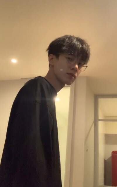抖音叶航成,自截,抱图dd.二传注明堆糖江挽.图片