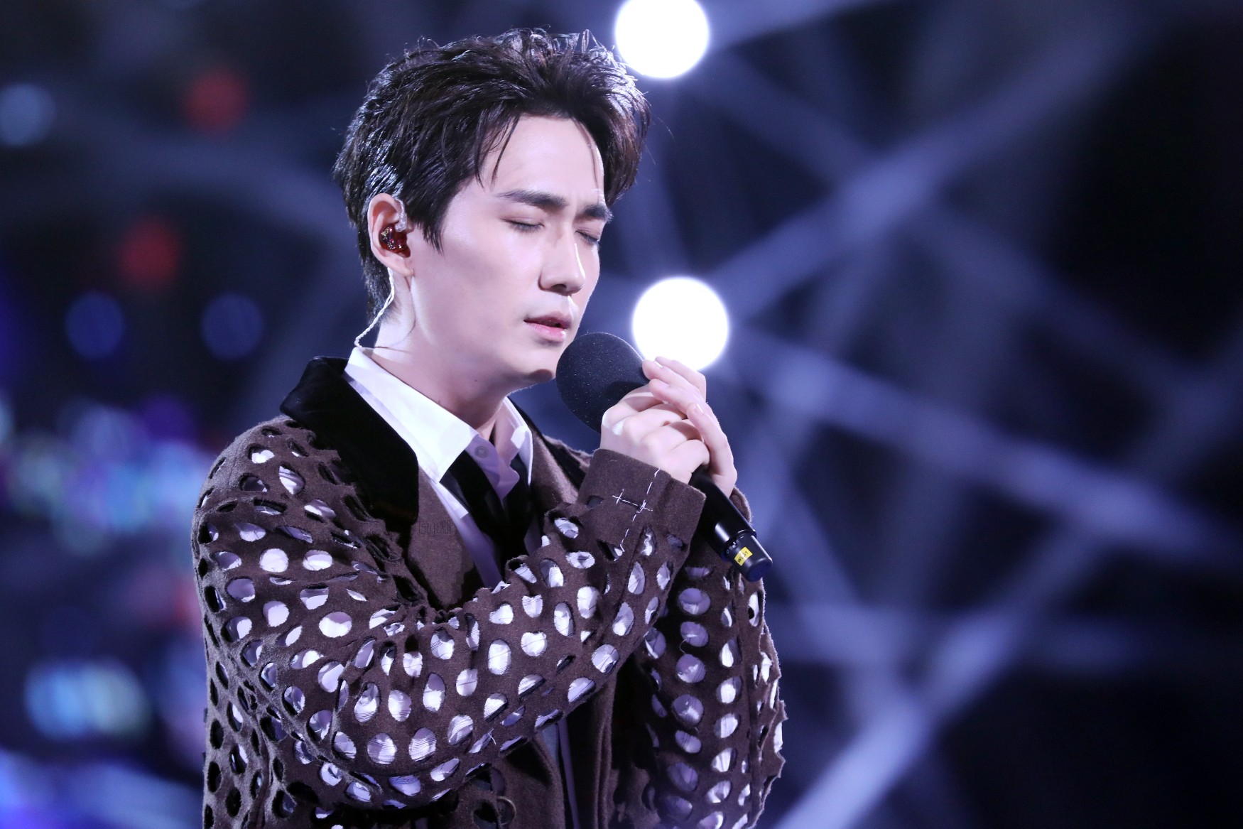 朱一龙#2020年东方卫视跨年