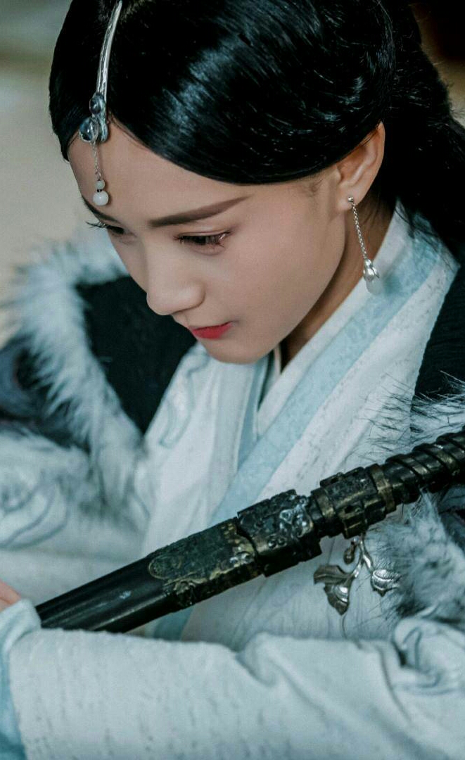 《剑王朝》【长孙浅雪】李一桐