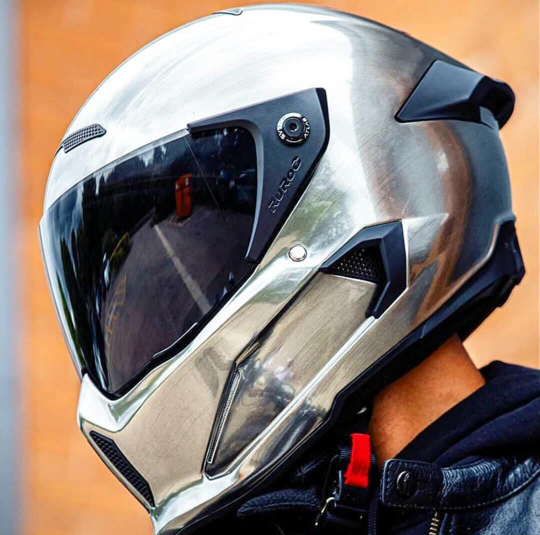 摩托车头盔头像男生图片