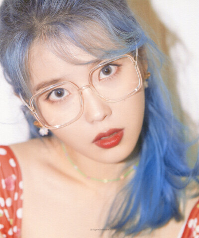 iu | 2020官方台历 cr:砂糖收藏家