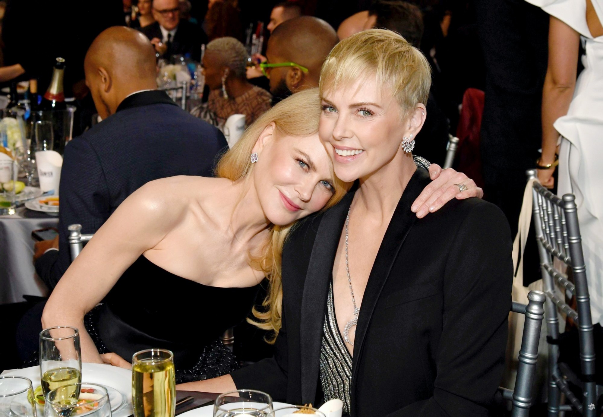 charlize theron & nicole kidman 评论家选择奖