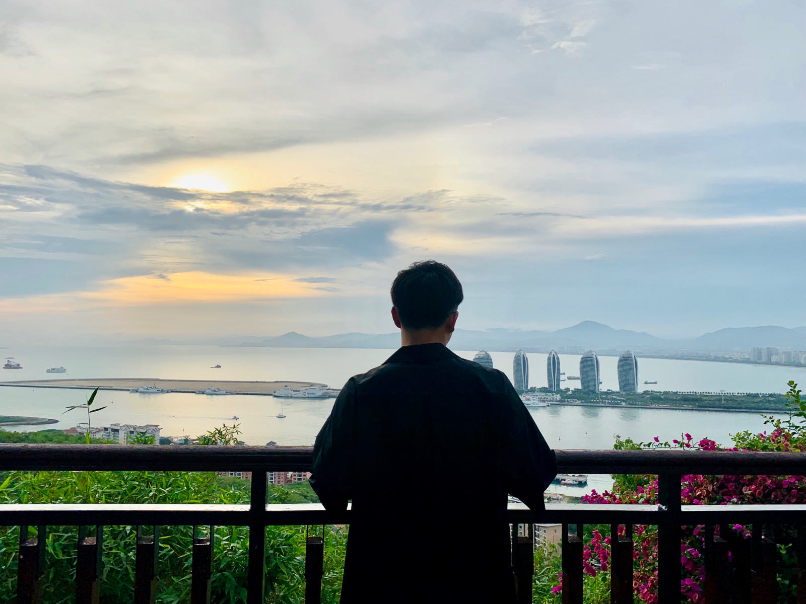 背影照男 生活照图片