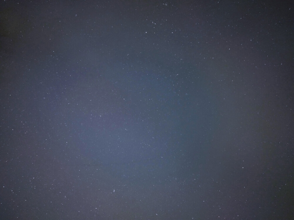 手捧的泡泡变成星河