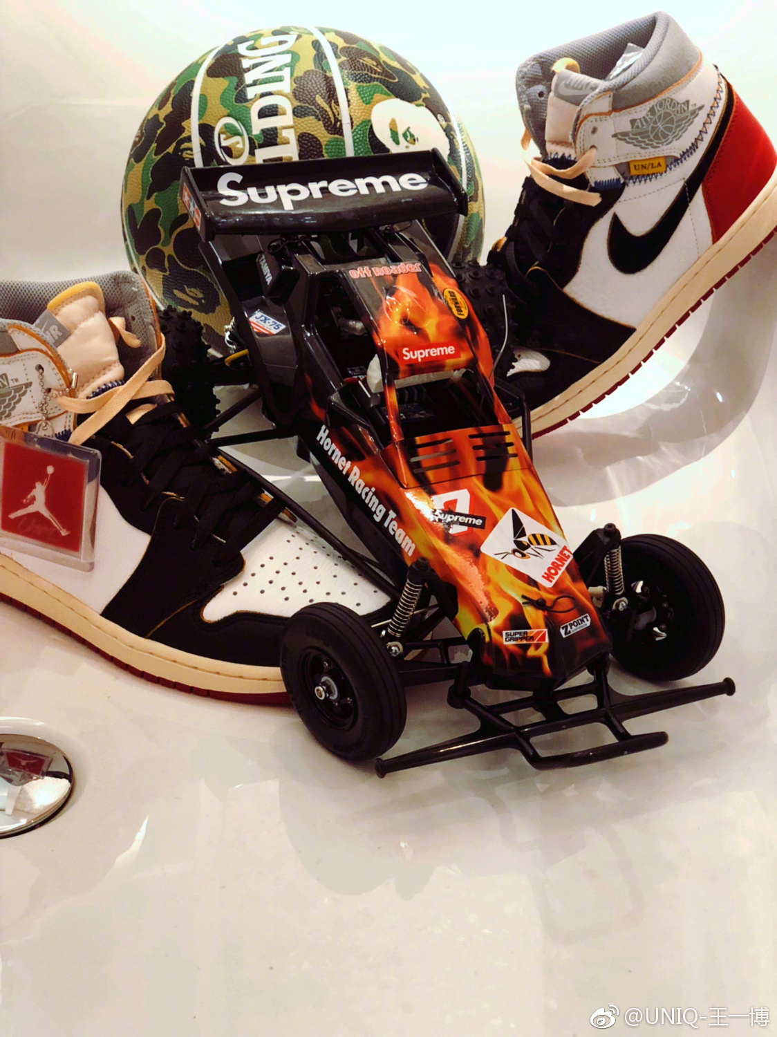 考古!图源王一博wb 啵啵的大摩托和乐高