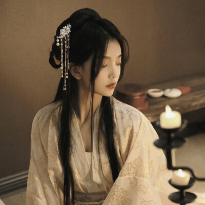 甜美女生古风头像
