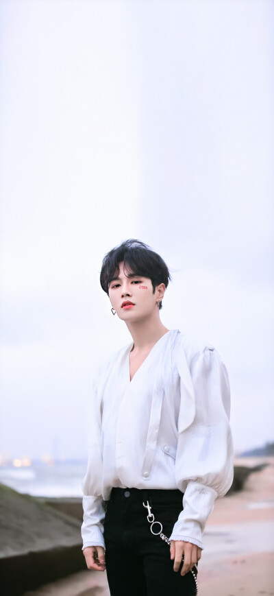 李汶翰 