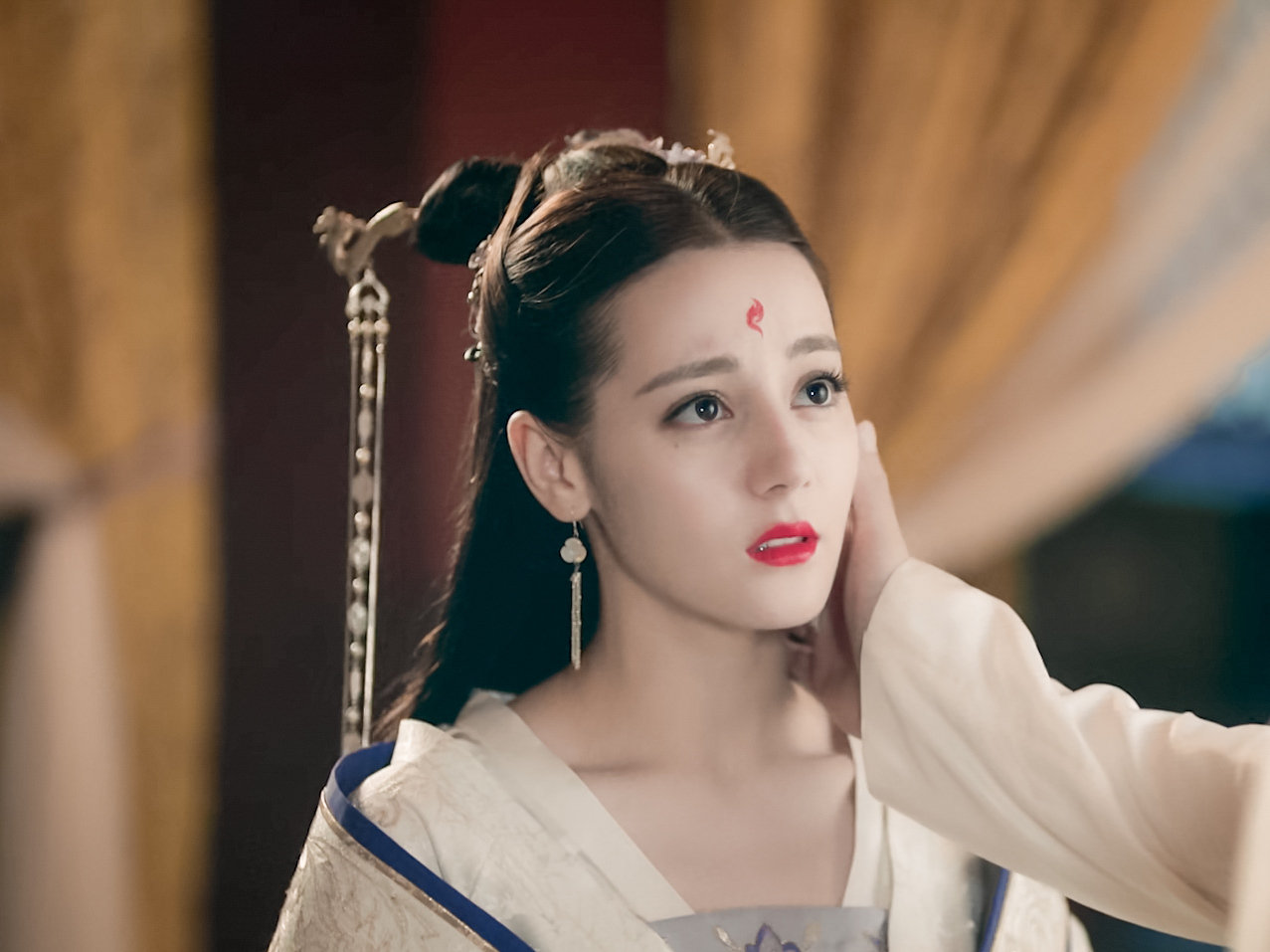 迪丽热巴,白凤九.