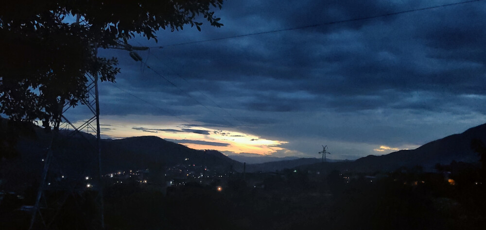 风景 阴天 斜阳 乌云