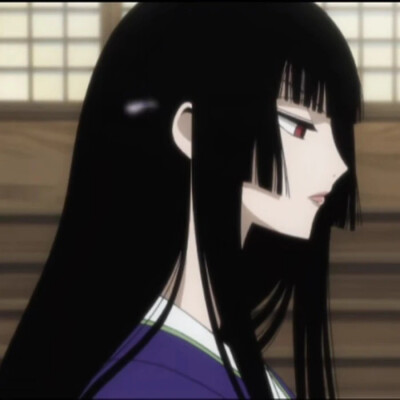 四月一日侑子小姐