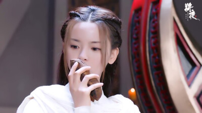 将夜‖天女 昊天杨超越 cr萧回