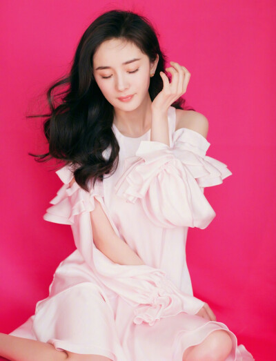 2019杨幂美图写真特写look高清无水印壁纸 时尚穿搭摄影