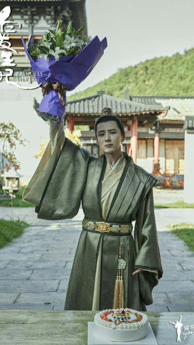 白发 宗政无郁 书亚信