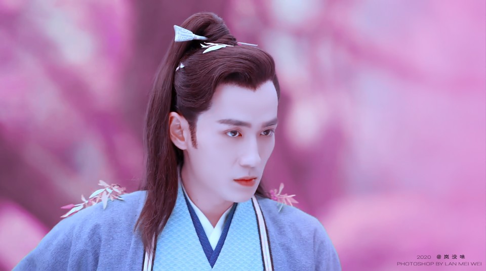 朱一龙,花无谢(图源@岚没味)