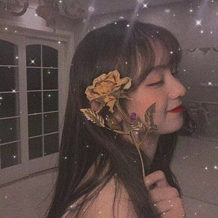 很惊艳的那些女生头像/ins/可爱/好冷霸气