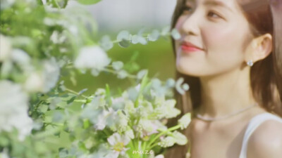 裴珠泫橙光婚纱素材