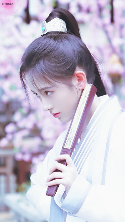 鞠婧祎白素贞壁纸图源wb见水印