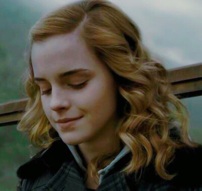 电影自截 hp6混血王子 赫敏·格兰杰 头像 禁二传