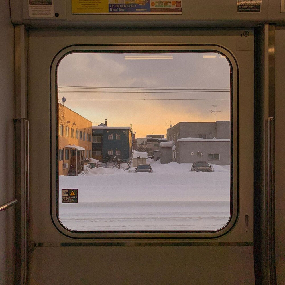 火车窗外图片雪景图片