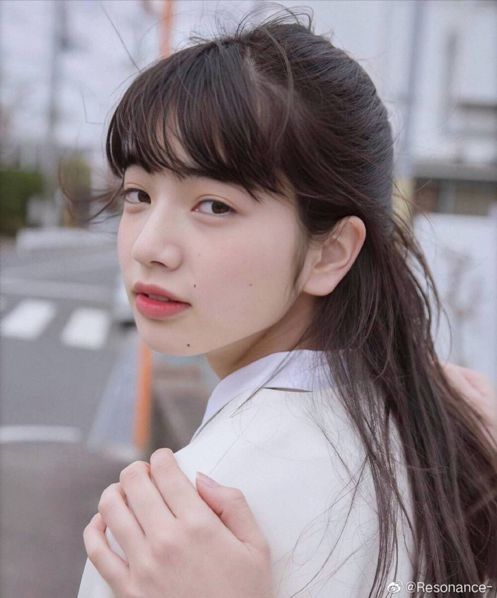 【日】小松菜奈好看的"厌世脸"