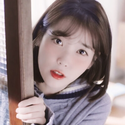 李知恩iu 原截程佳怡