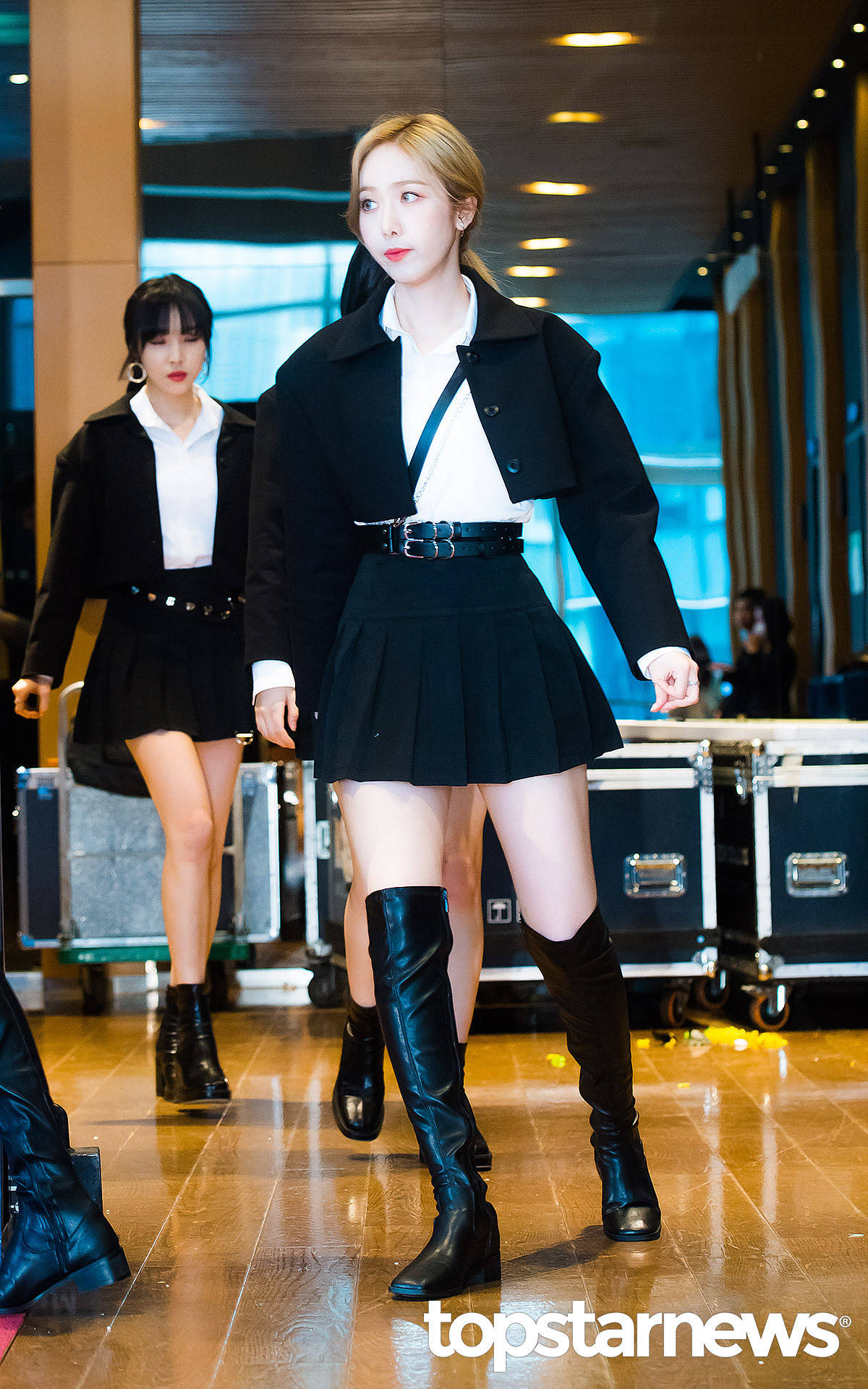 gfriend 黄恩妃 图片来源于微博 侵权删