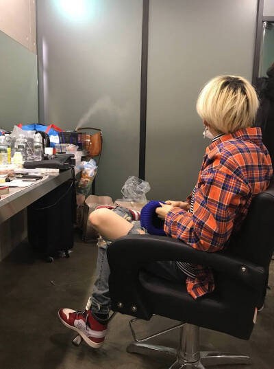 闵玧其 男友照