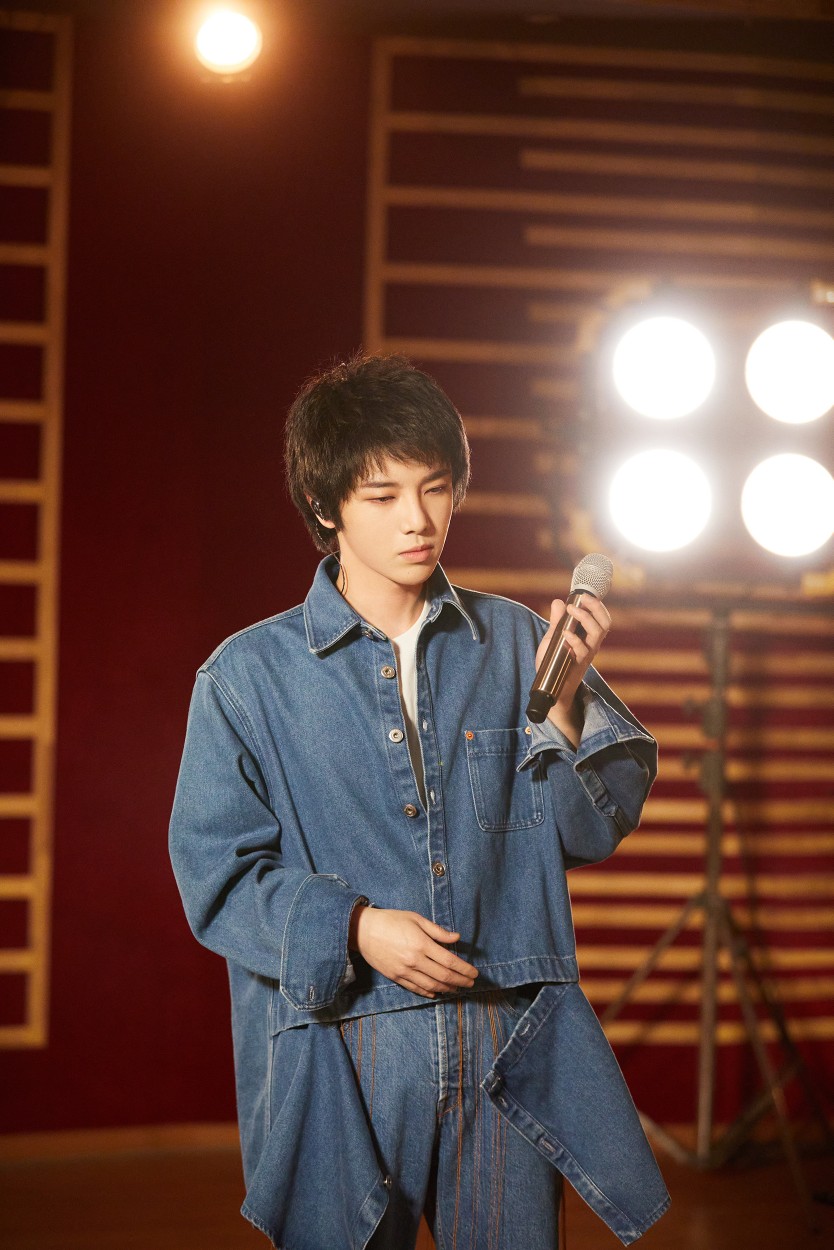 神仙男孩~华晨宇