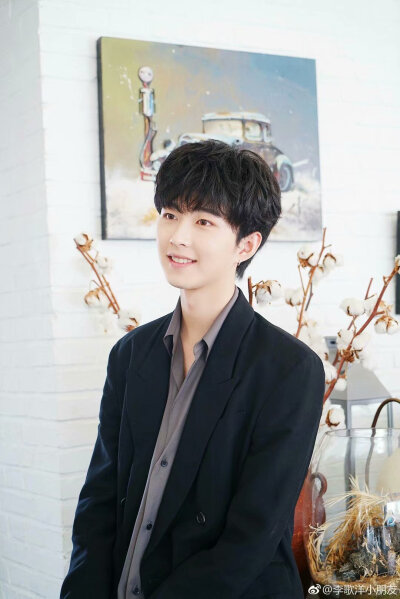 李歌洋壁纸