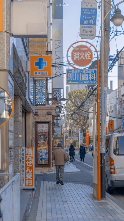 历经沧桑人来人往