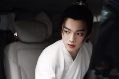 居老师的盛世美颜