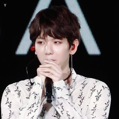 评论  exo 金俊勉suho 张艺兴lay 金钟仁kai 金钟大chen 朴灿烈 chan