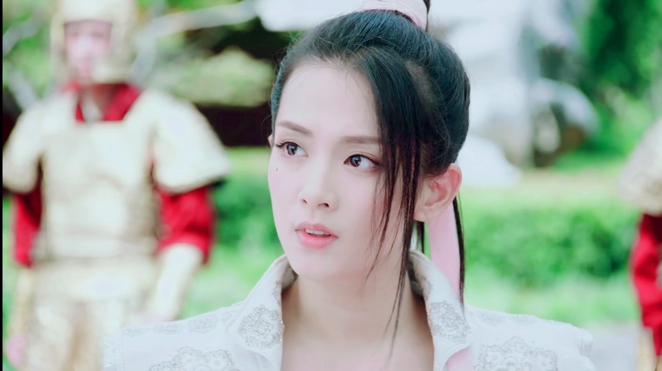 陈昊宇甜美可人的花解语