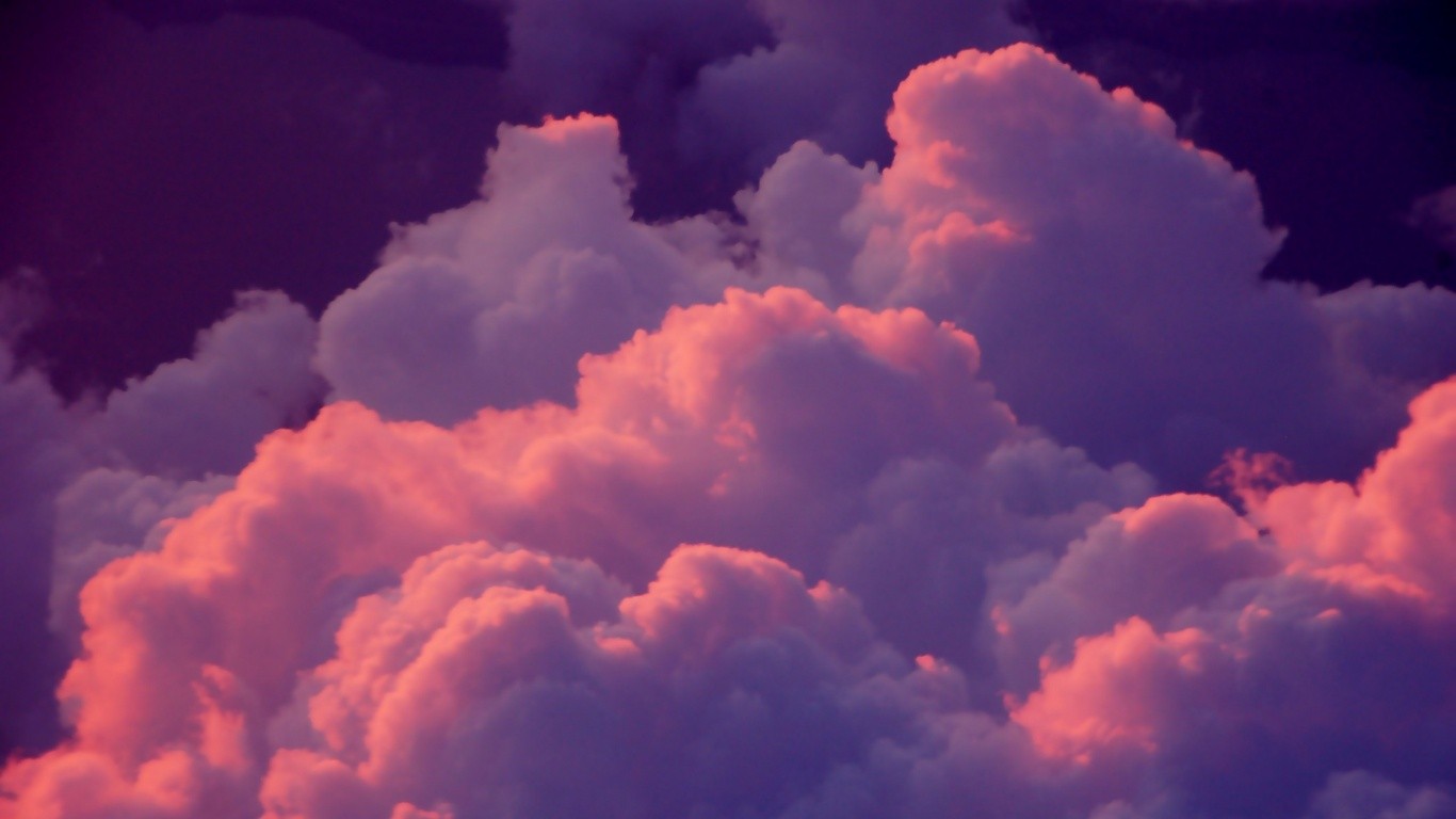 紫色云彩壁纸图片