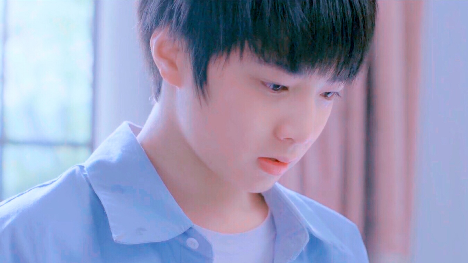 刘耀文念念剧照/自截自调