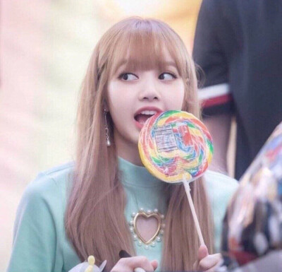 lisa头像 女生头像 可爱头像 女爱豆头像