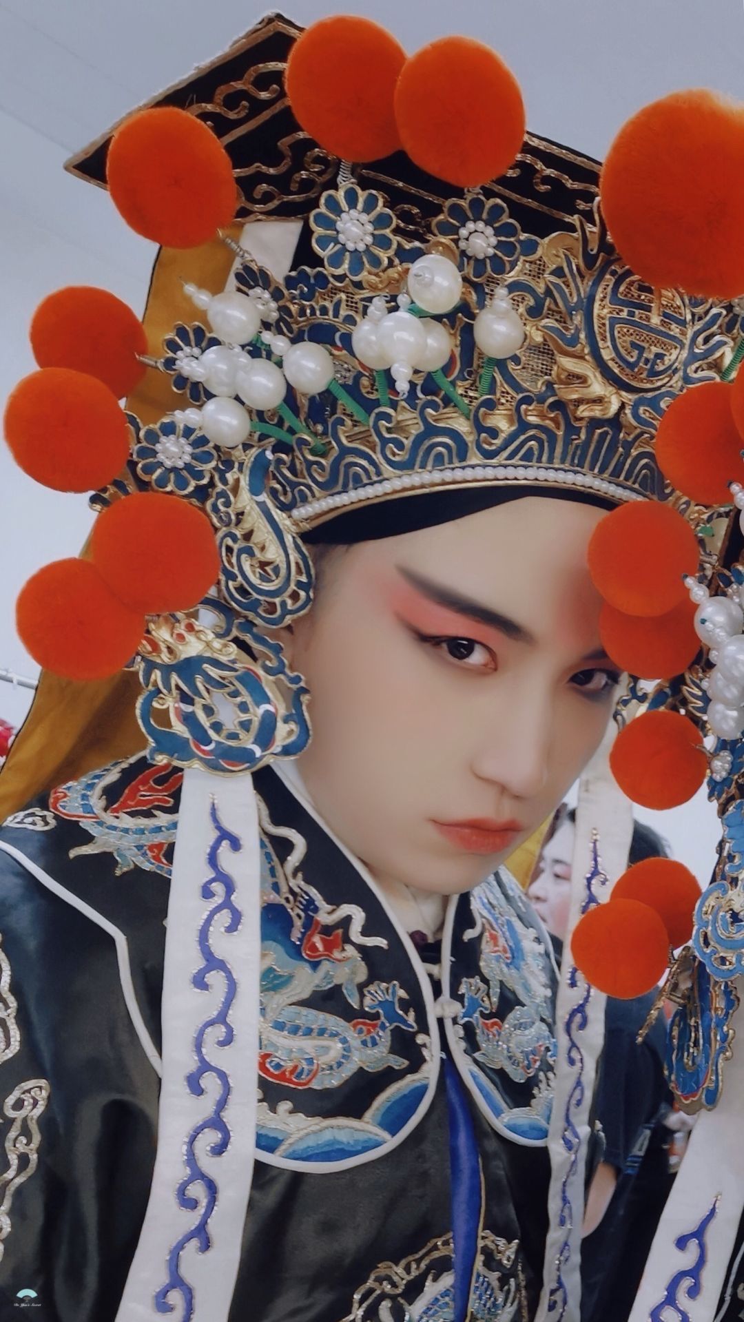 王九龙 侧颜 戏服 壁纸