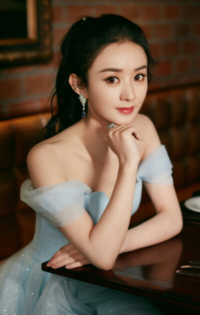 赵丽颖真人壁纸