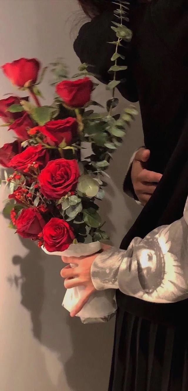 捧花少年 - 堆糖,美图壁纸兴趣社区