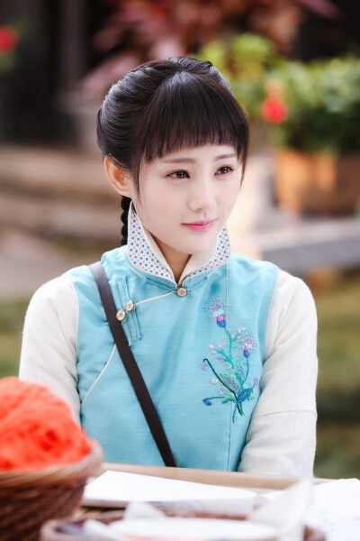 『海棠经雨胭脂透 顾海棠♀李一桐