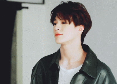 李帝努 gif