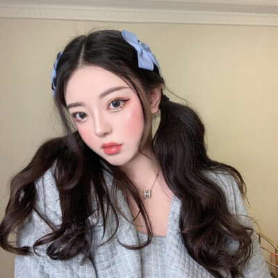 女生头像/御姐女头林逸瑶