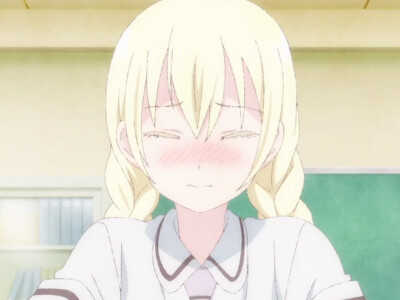奥莉薇 