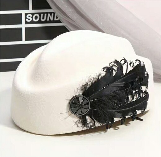 白色羽毛贝雷帽女 秋冬时尚百搭羊毛呢英伦礼帽